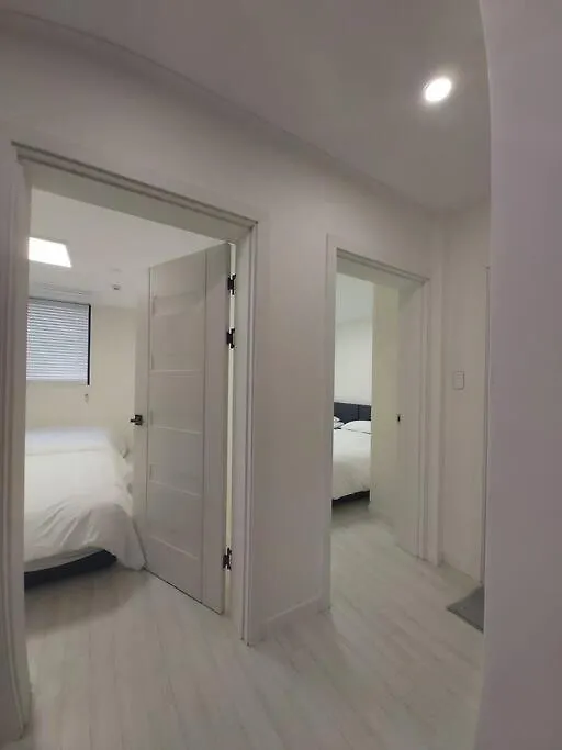 Xeromine Hostel Dongdaemun Szöul